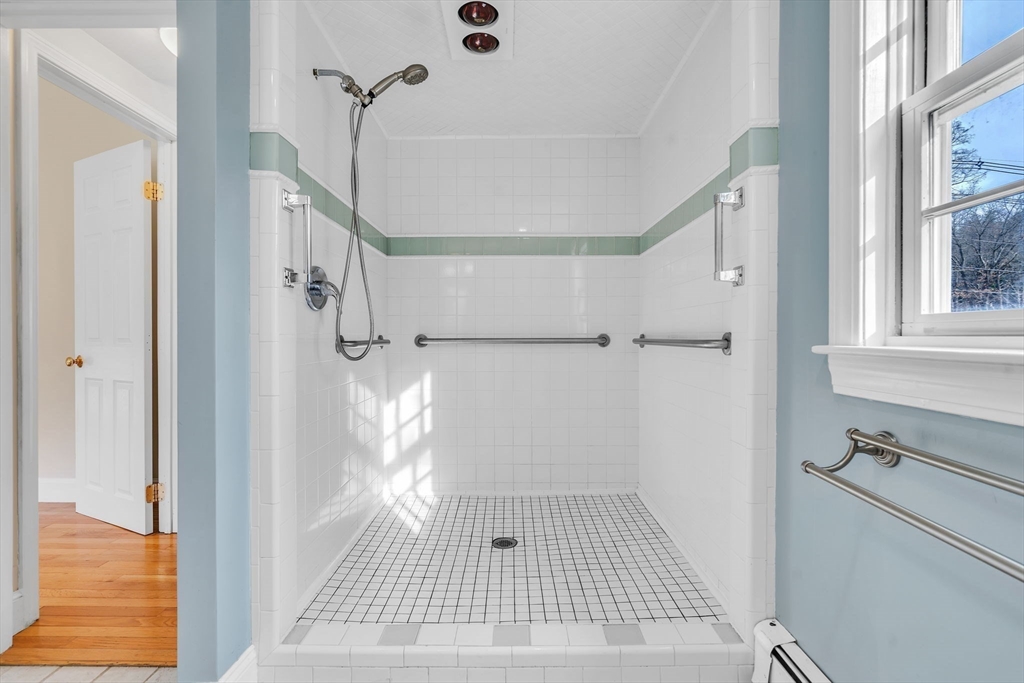 119 Topsfield Rd