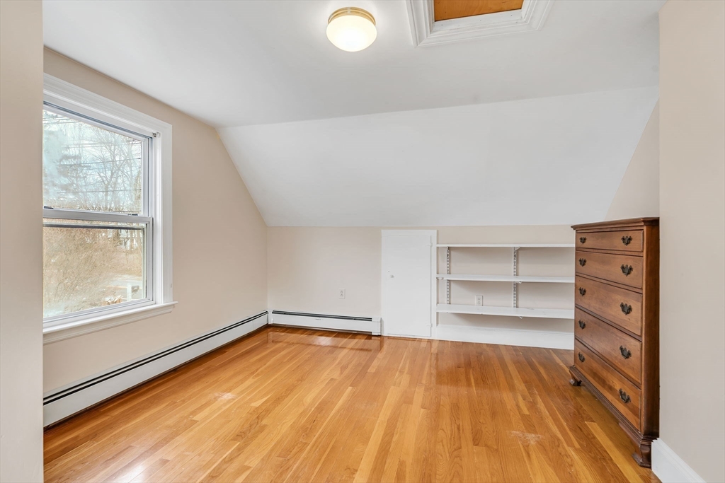 119 Topsfield Rd
