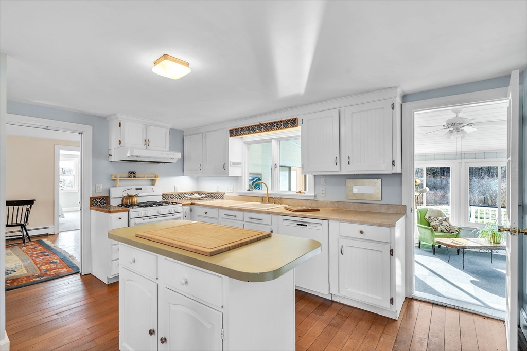 119 Topsfield Rd