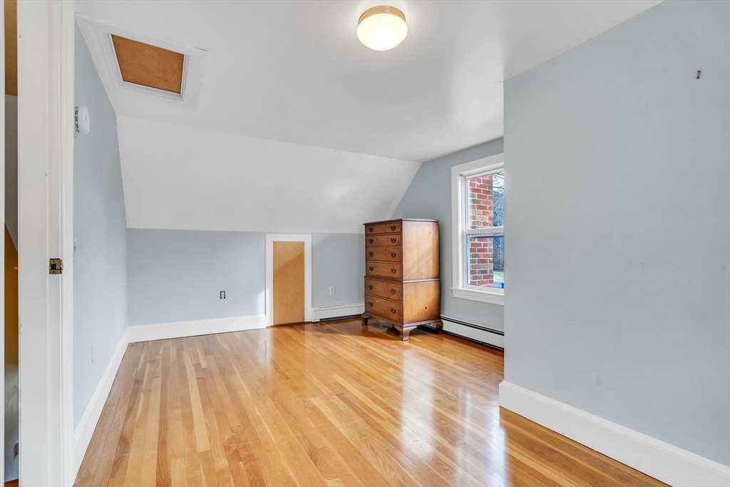 119 Topsfield Rd