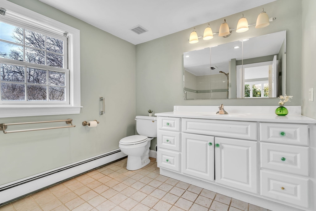 119 Topsfield Rd