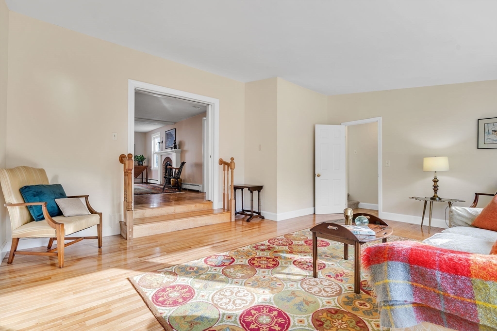 119 Topsfield Rd
