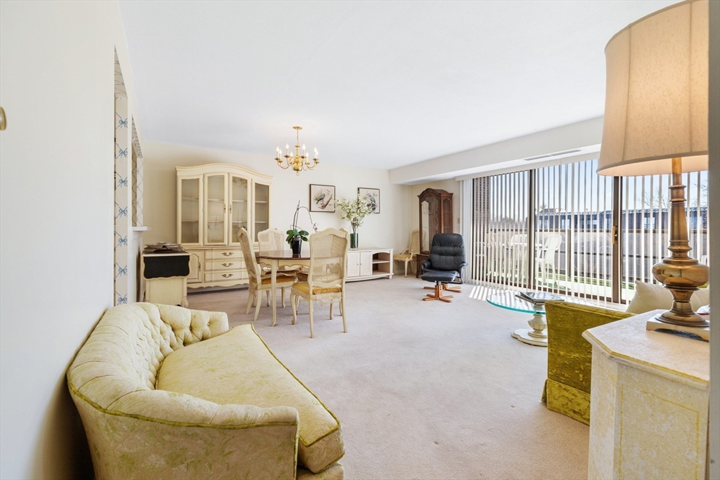 402 Paradise Rd Unit: PHQ