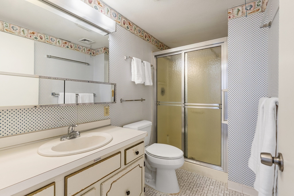 402 Paradise Rd Unit: PHQ