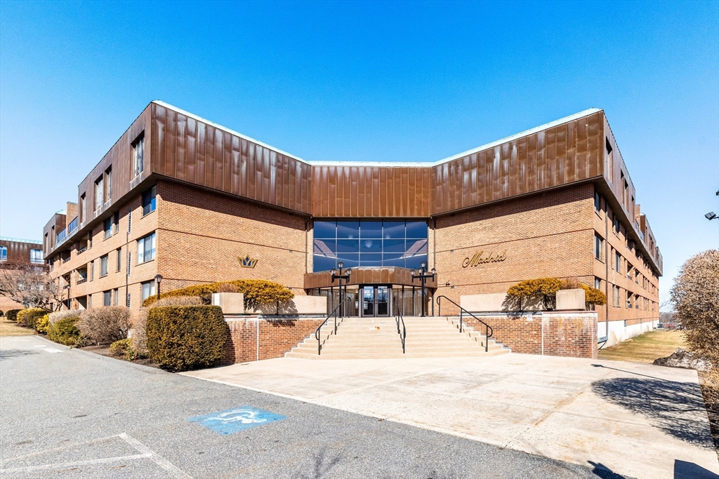 402 Paradise Rd Unit: PHQ