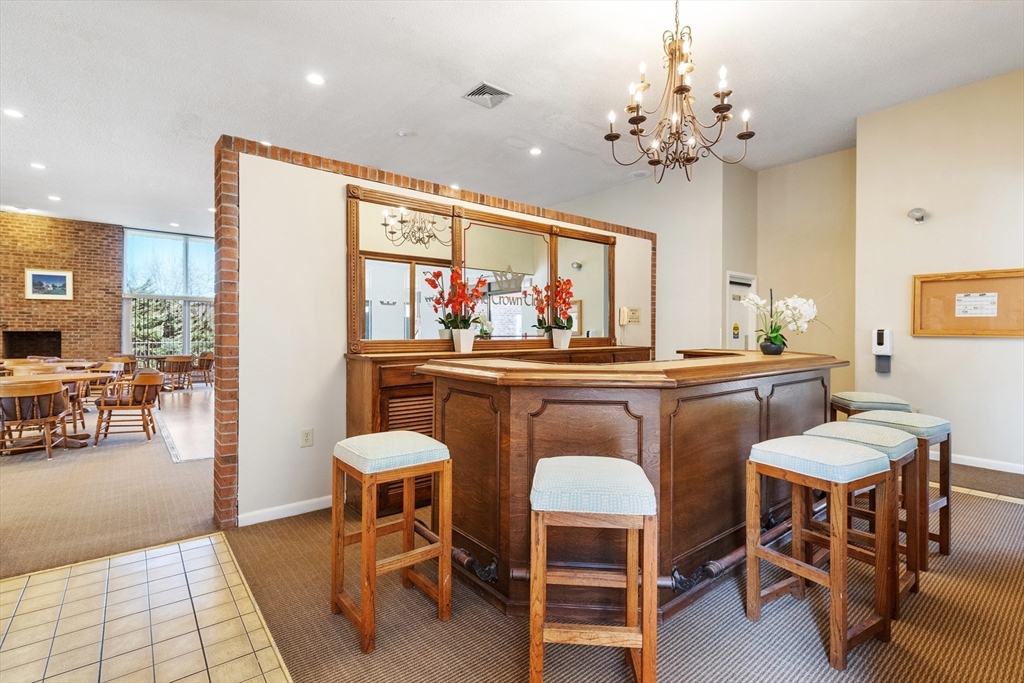 402 Paradise Rd Unit: PHQ