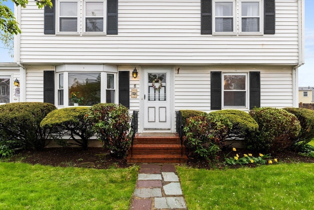 6 Rose Circle