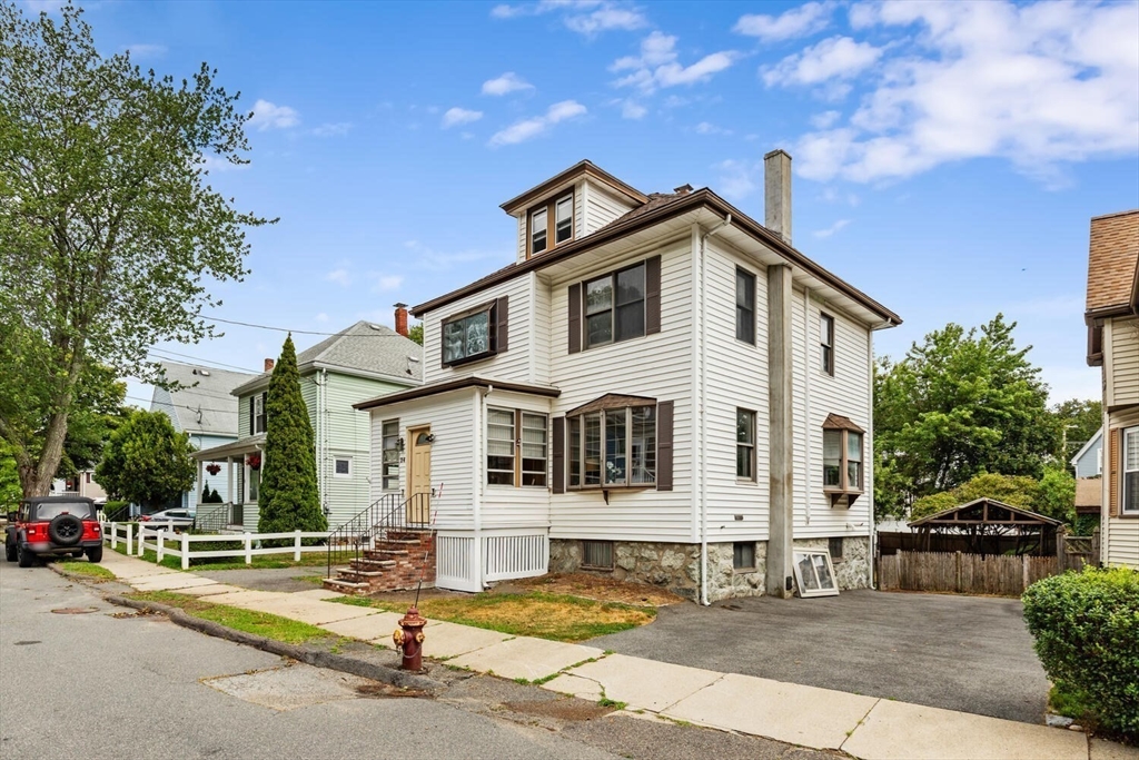 24 Endicott St