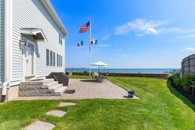 33 Pines Rd