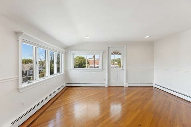 54 Lexington Ave # 32