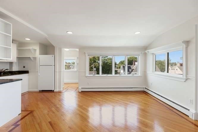 54 Lexington Ave # 32