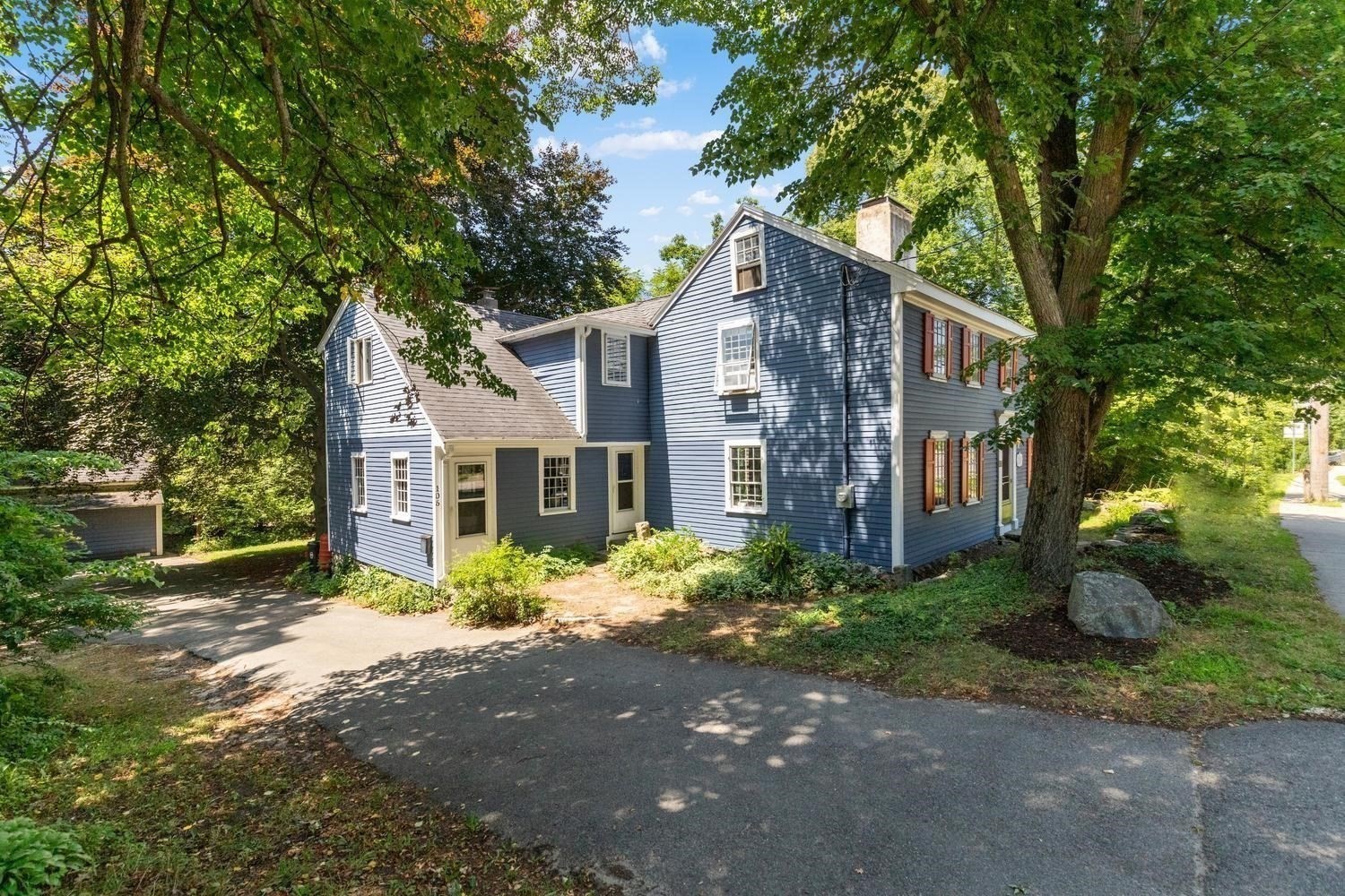 106 High St