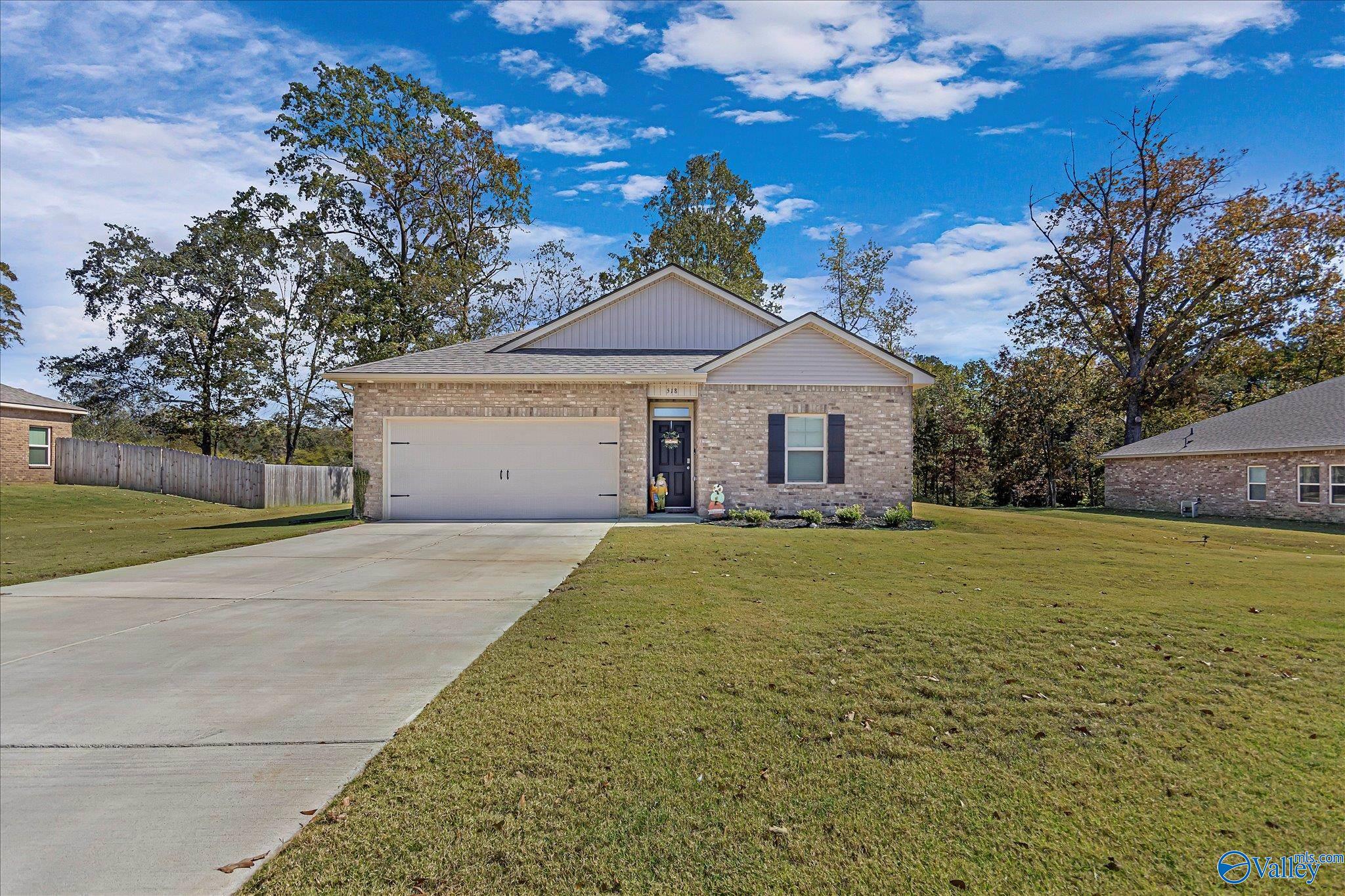 518 Wolf Trace