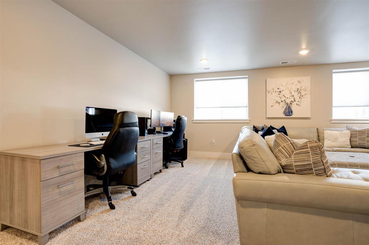 1122 Leann Cir