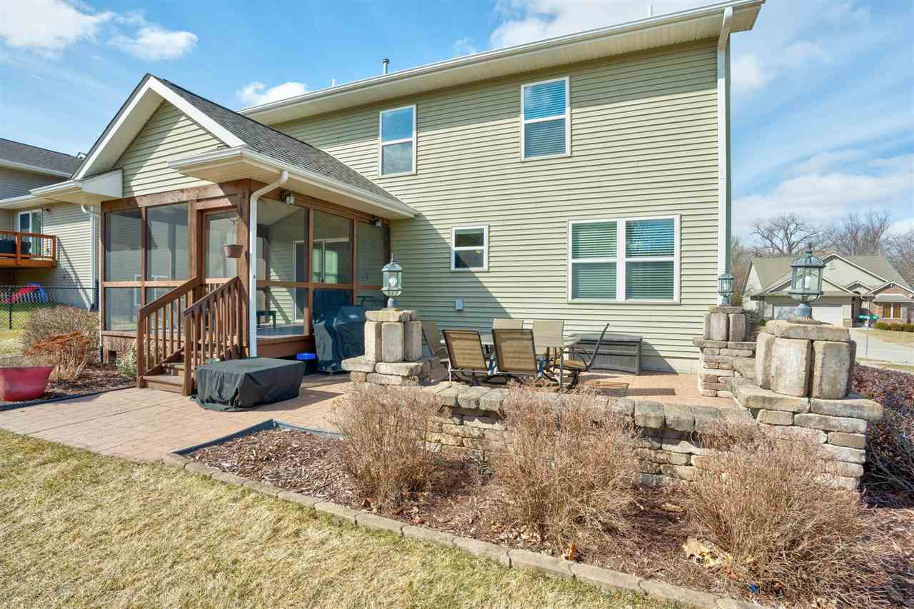 2497 Belmont Dr