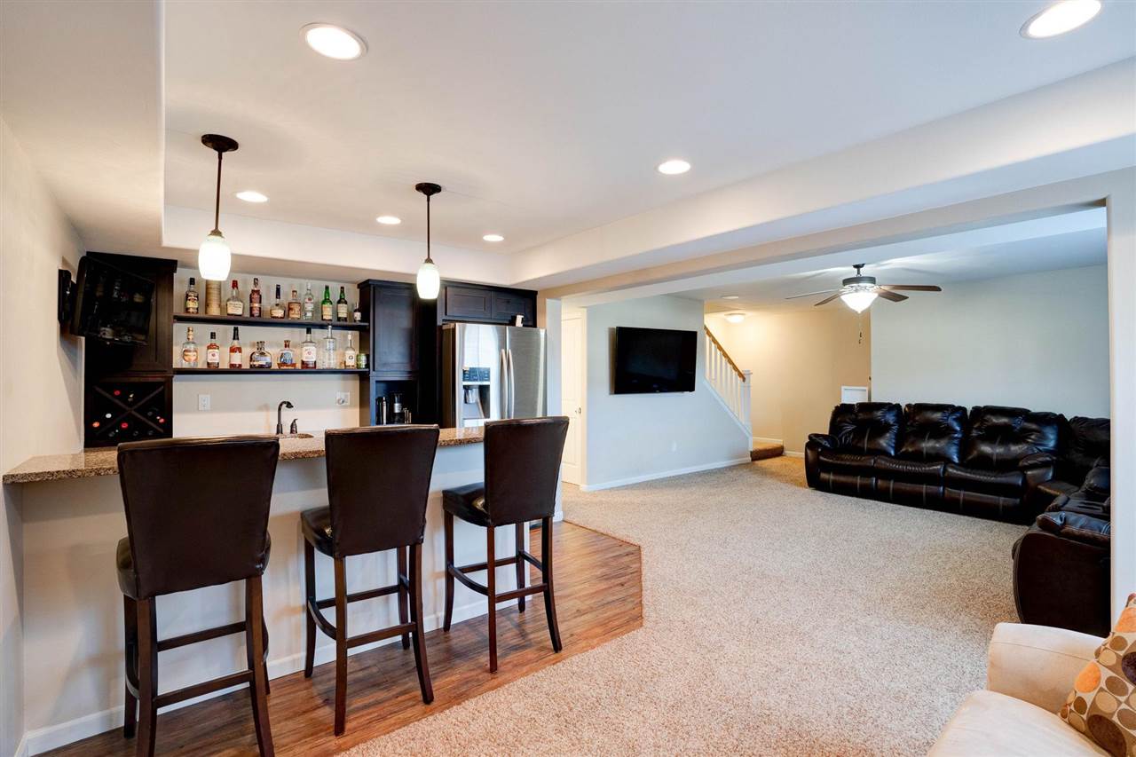 2497 Belmont Dr