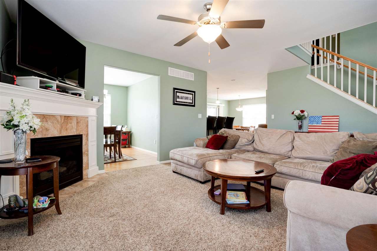 2497 Belmont Dr