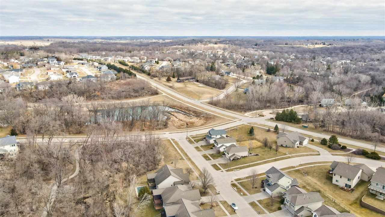 2497 Belmont Dr