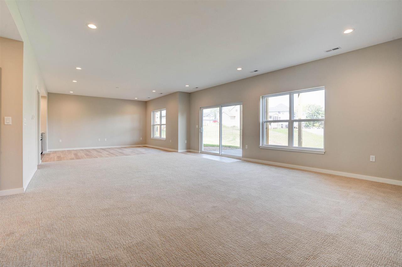 608 Rolling Hills Dr