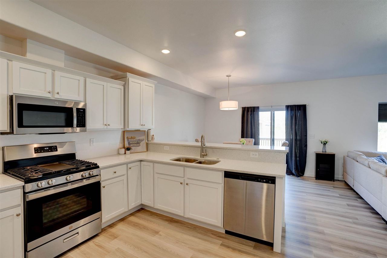 1110 Leann Cir