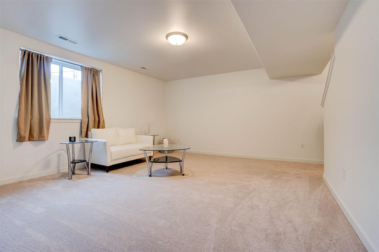 1110 Leann Cir