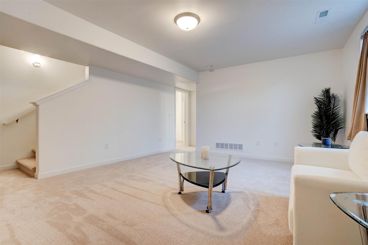 1110 Leann Cir