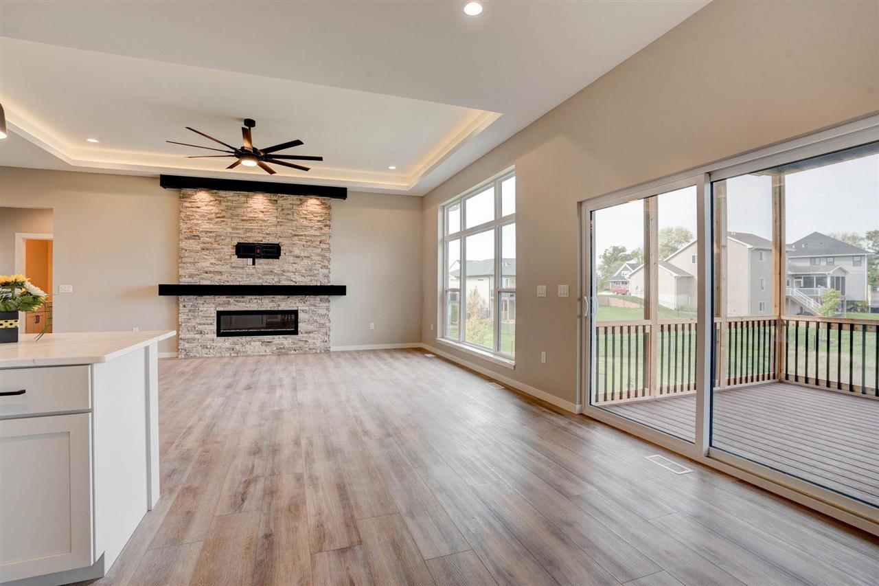 606 Rolling Hills Dr