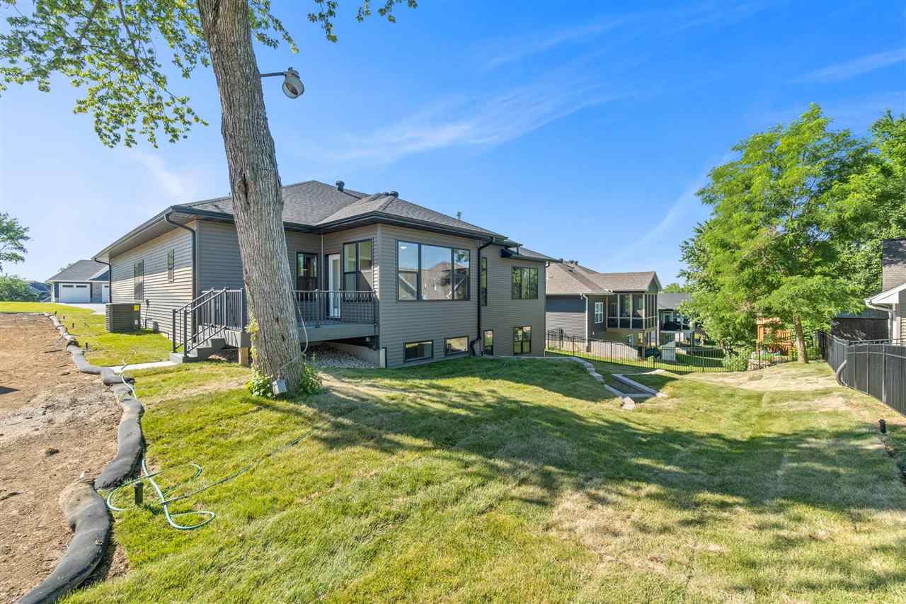 2956 Pine Hill Trce