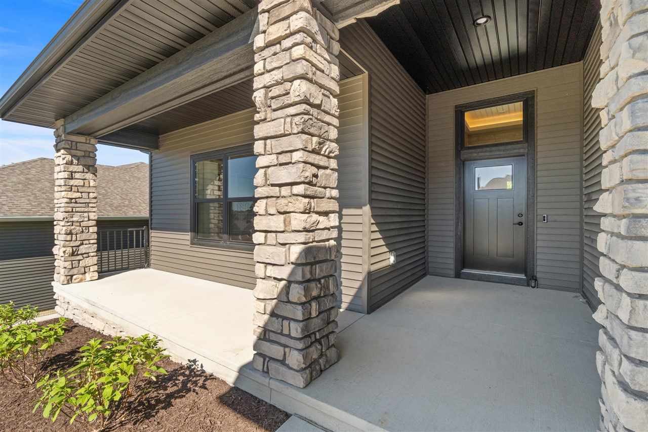2956 Pine Hill Trce