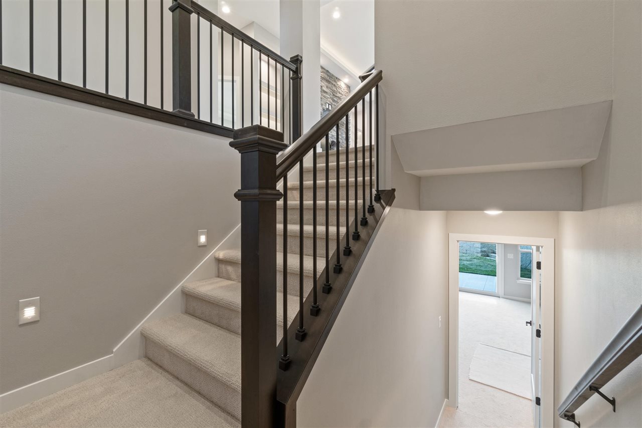 2956 Pine Hill Trce