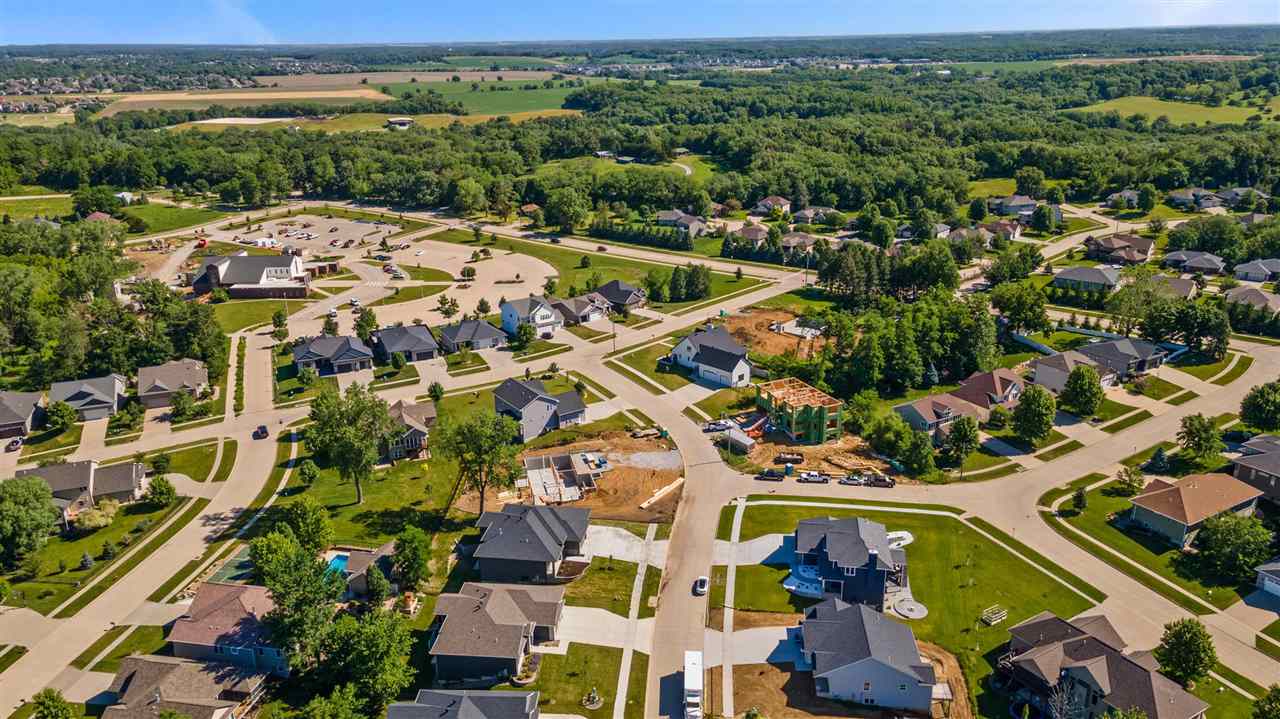 2956 Pine Hill Trce