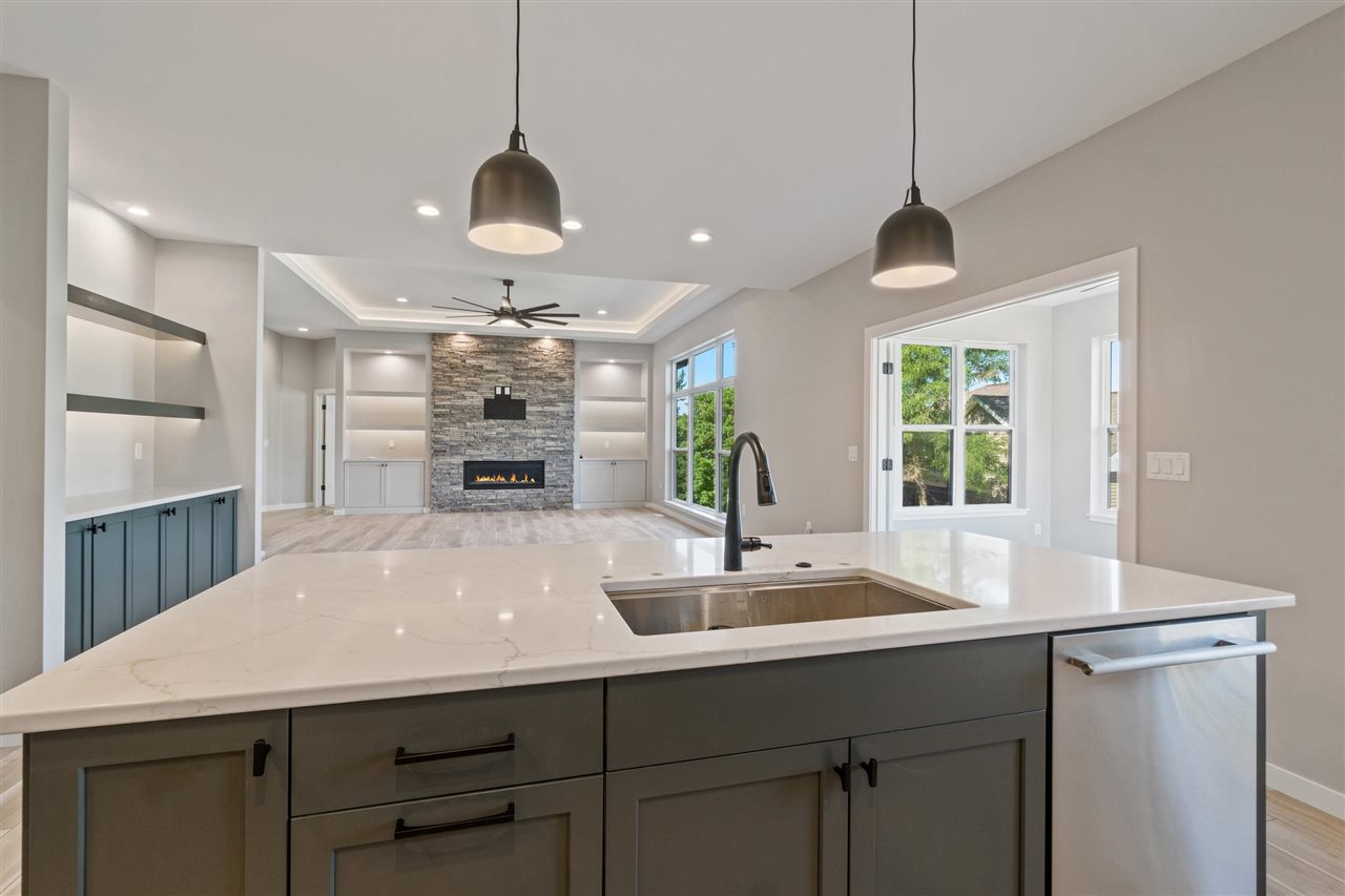 2956 Pine Hill Trce