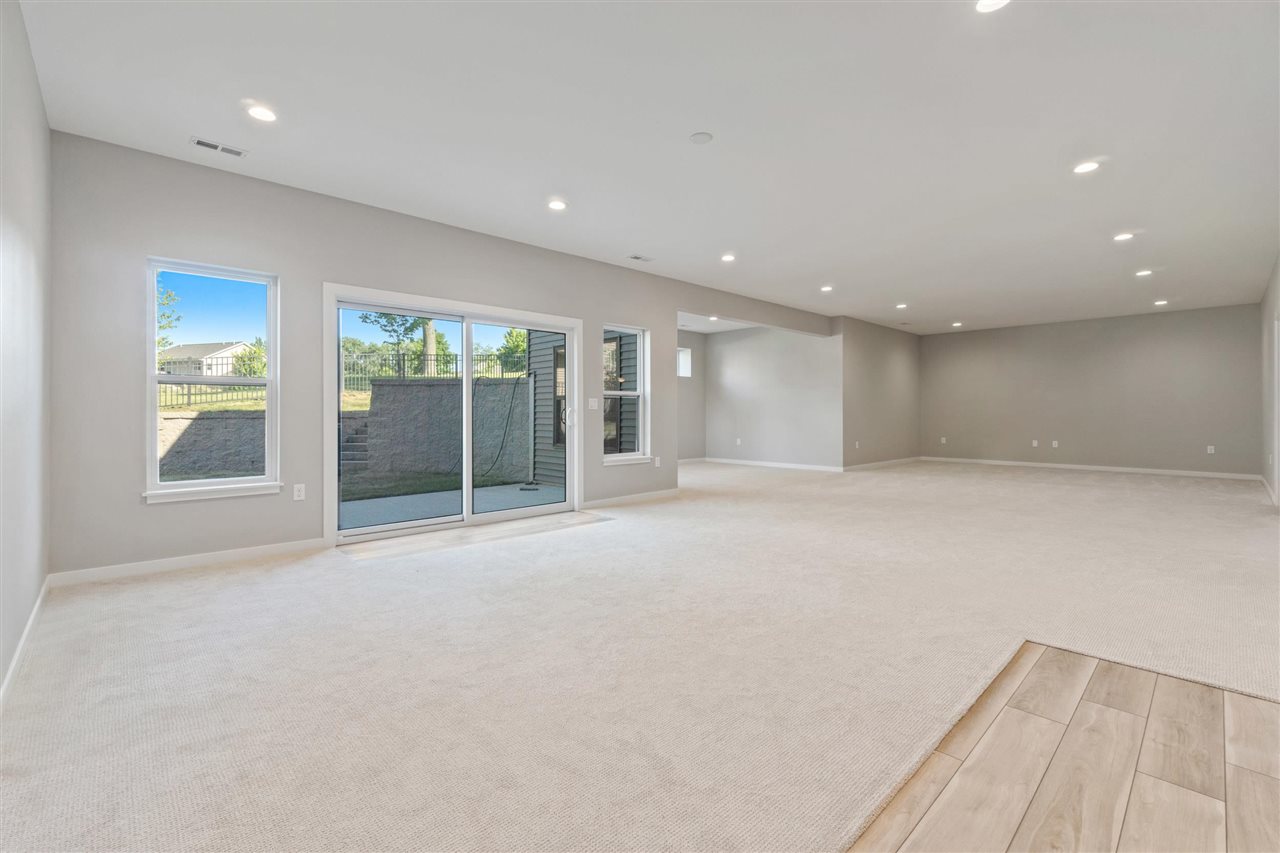2956 Pine Hill Trce