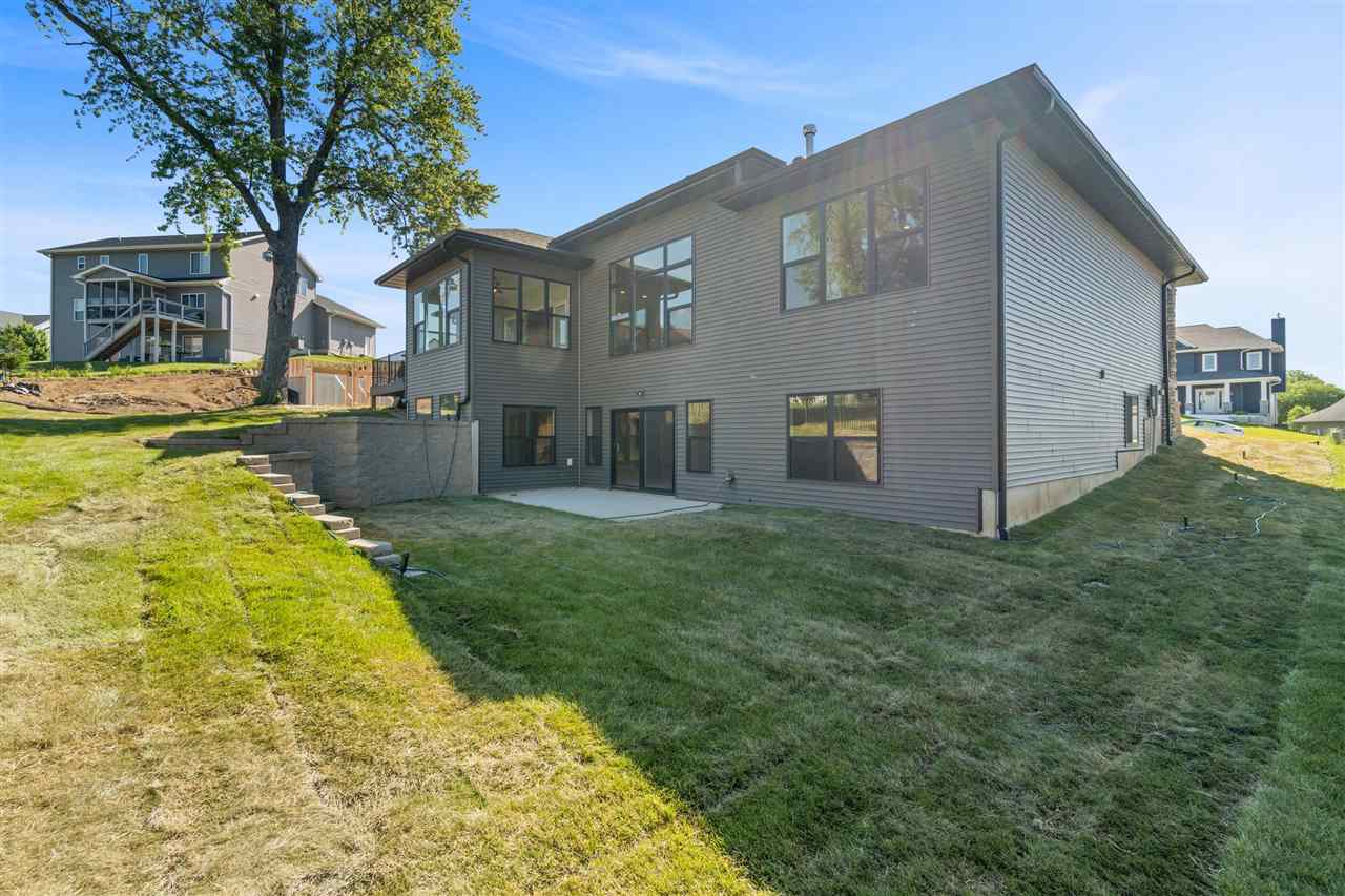 2956 Pine Hill Trce