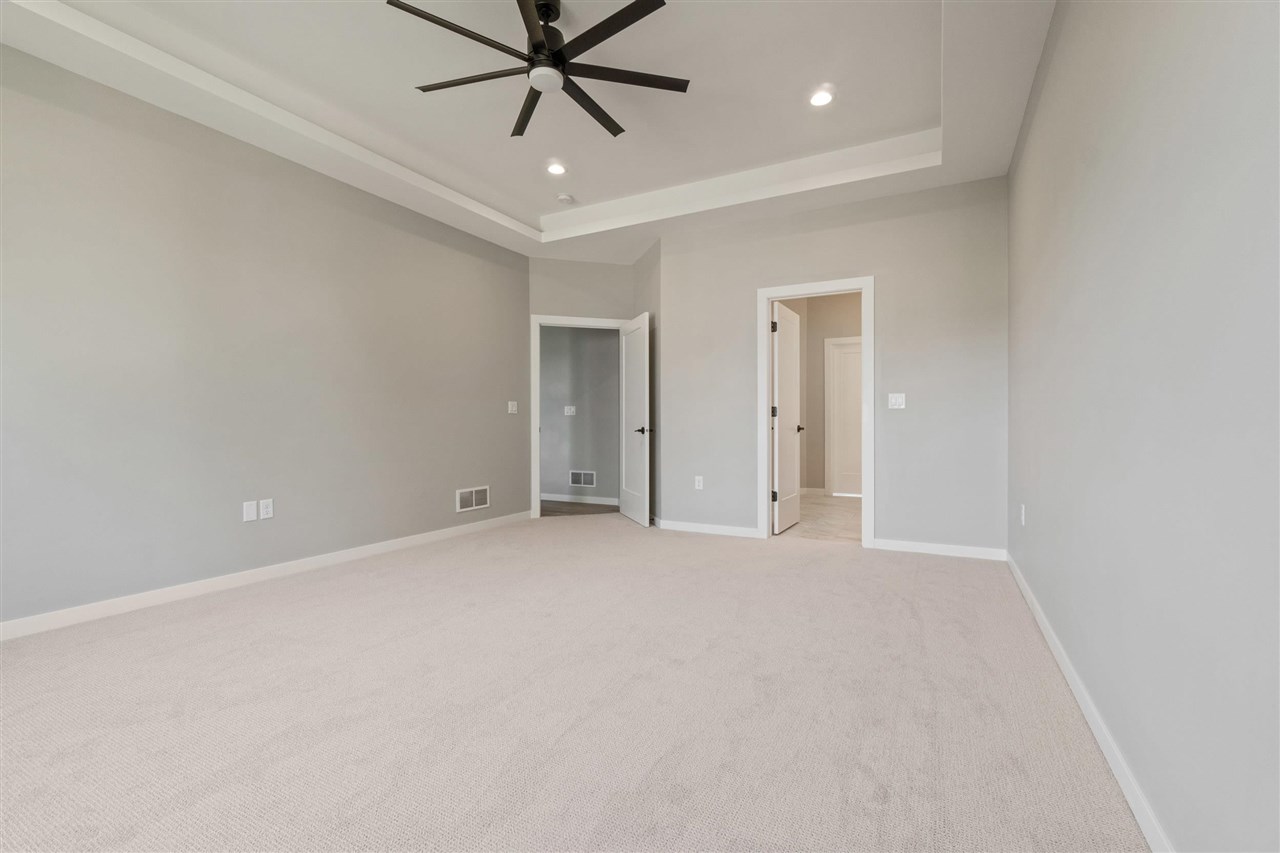 2956 Pine Hill Trce