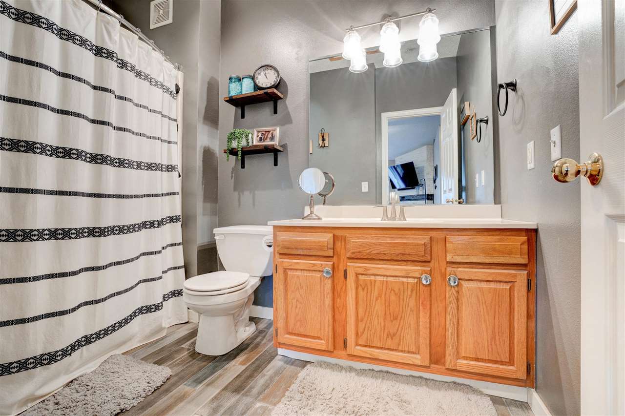 1300 23rd Ave. Unit: 6