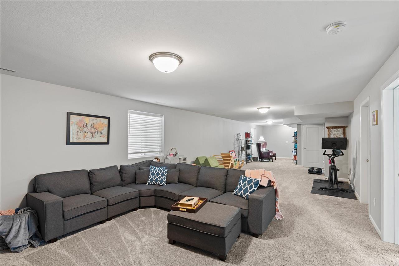 1149 Manitou Trl