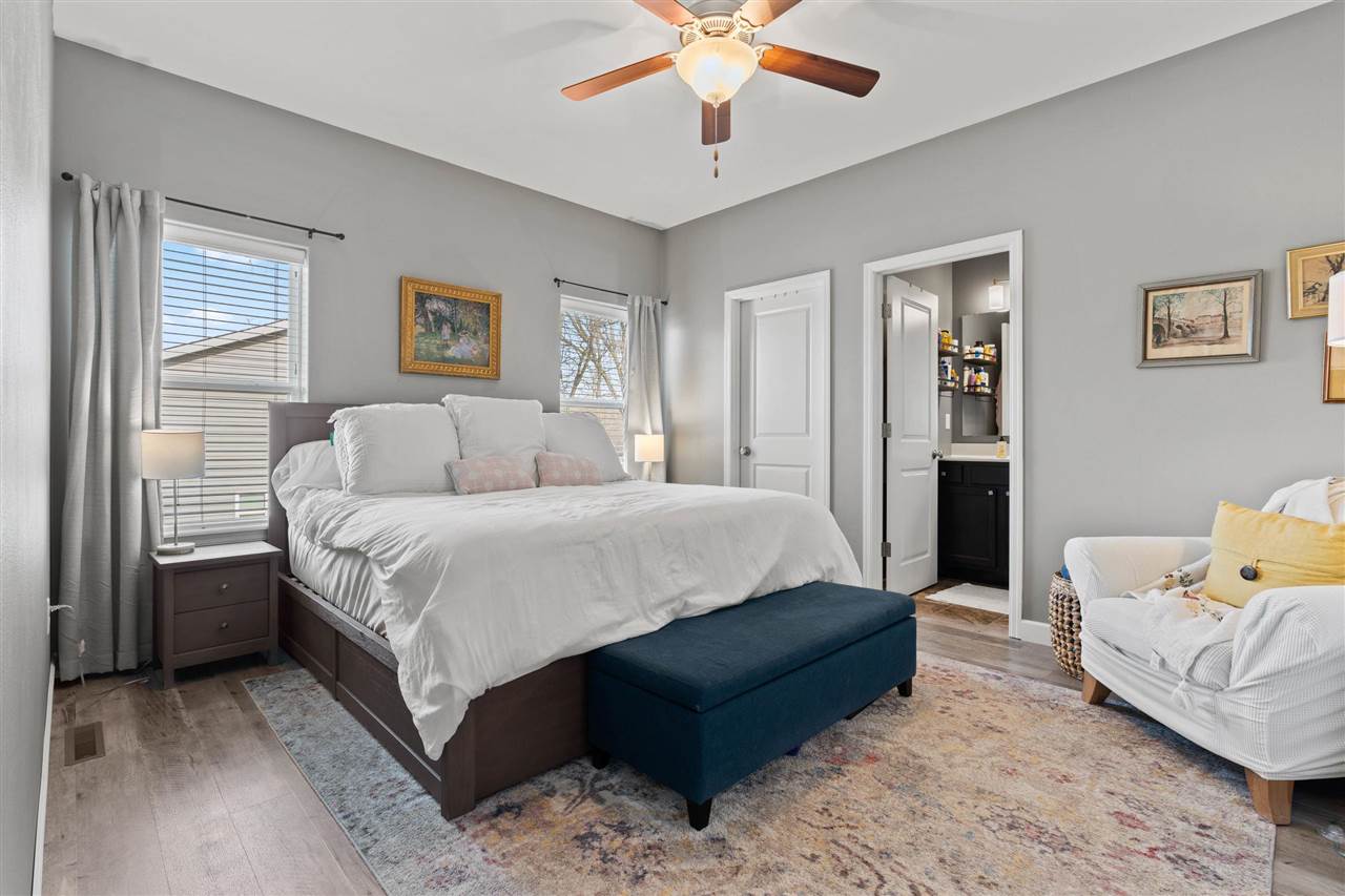 1149 Manitou Trl