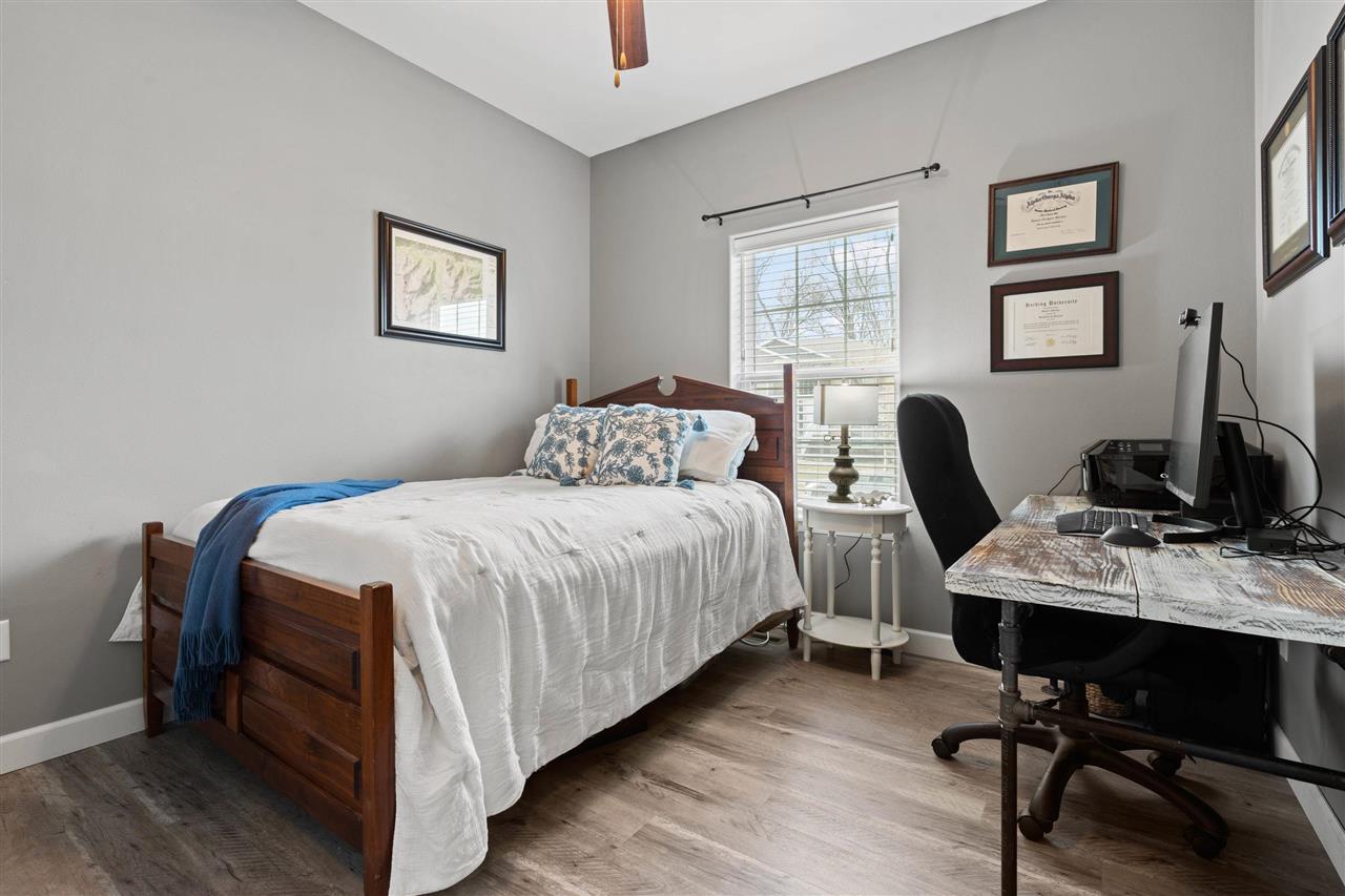 1149 Manitou Trl