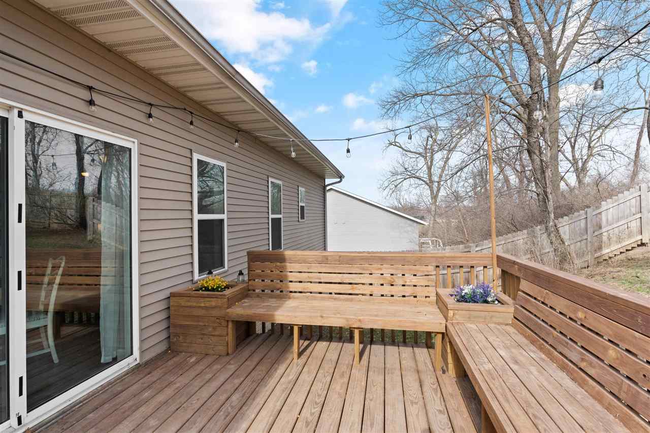 1149 Manitou Trl