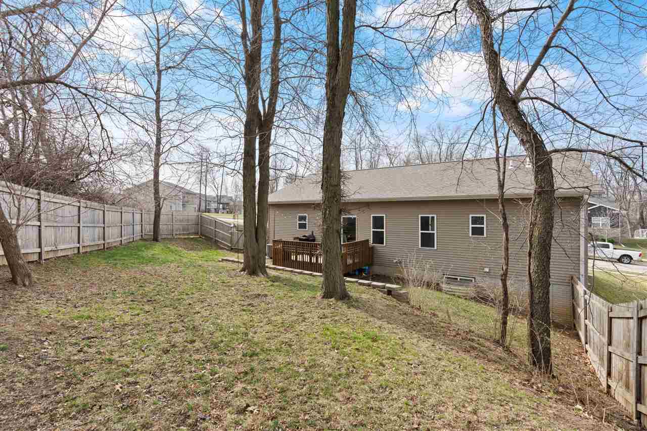 1149 Manitou Trl