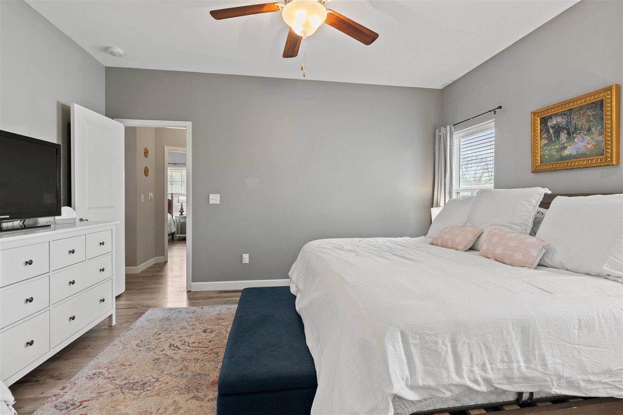 1149 Manitou Trl