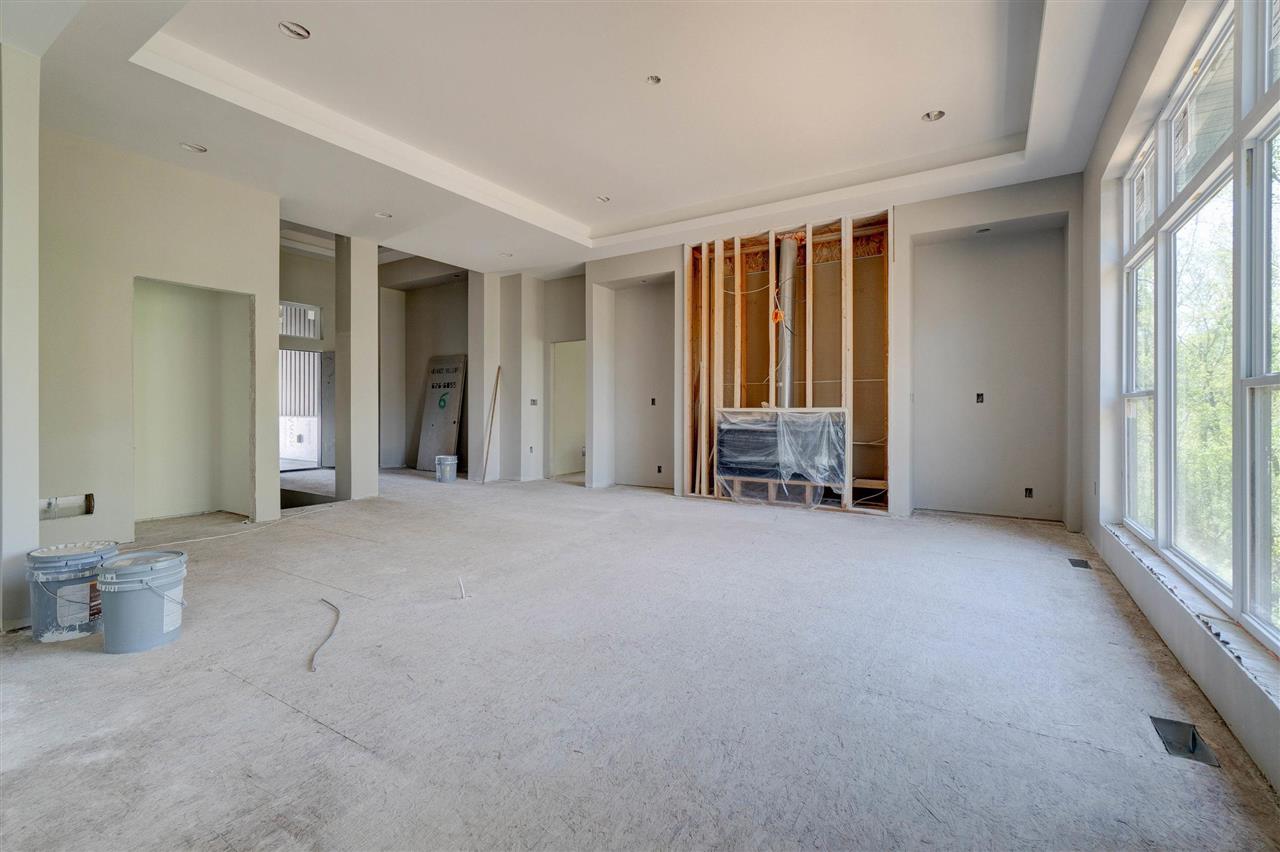 2908 Pine Hill Trce