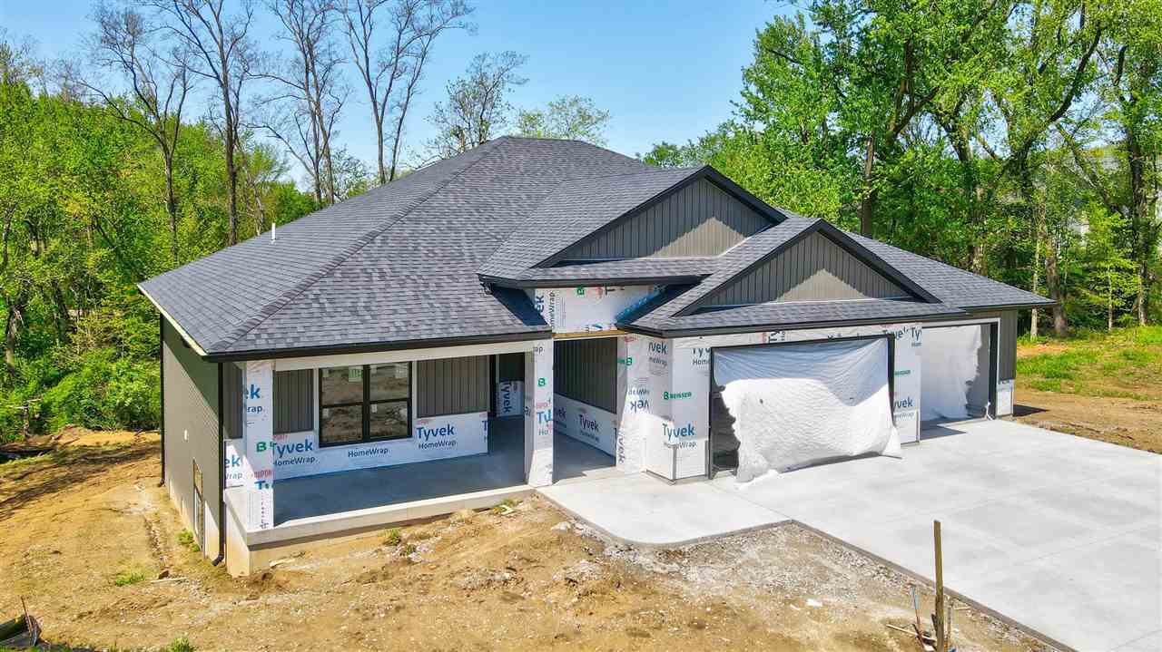 2908 Pine Hill Trce