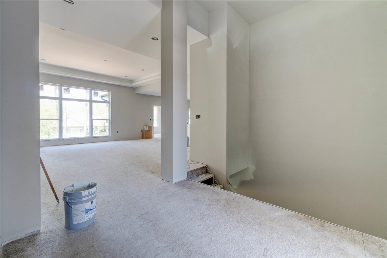 2908 Pine Hill Trce
