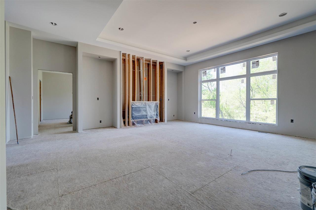 2908 Pine Hill Trce