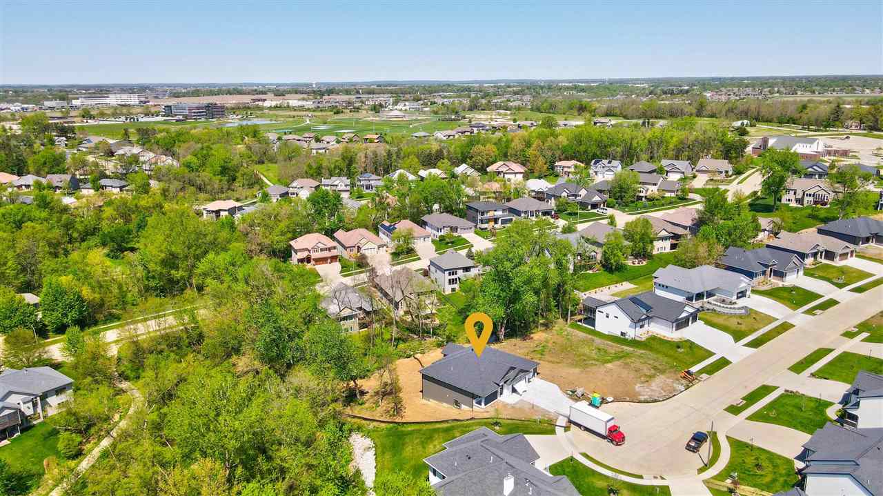 2908 Pine Hill Trce