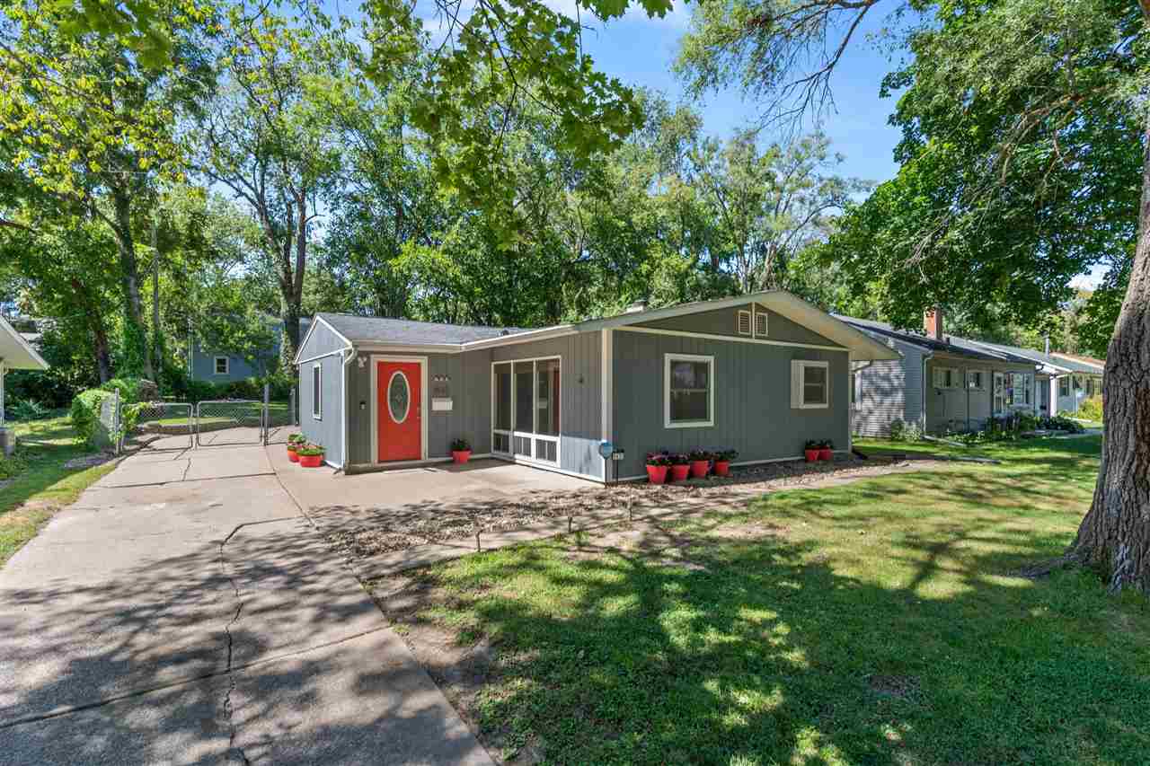 1433 Franklin St.
