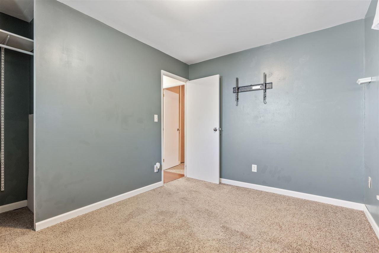 1433 Franklin St.