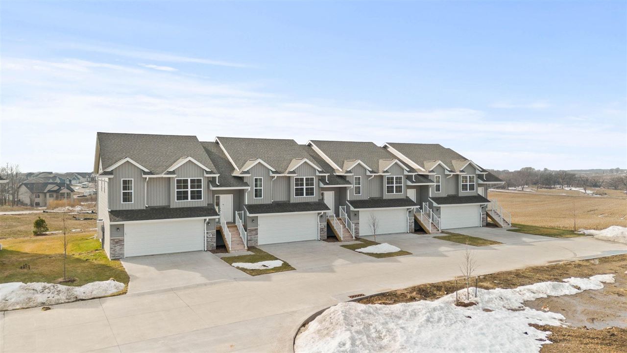 401 - 407 Chloe Dr.
